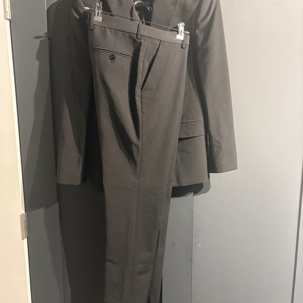 Express suit 29x32